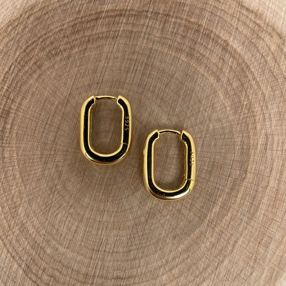 Last1! 18k Gold Small Chunky U-Link Hoop Earrings - Picture 2 of 7